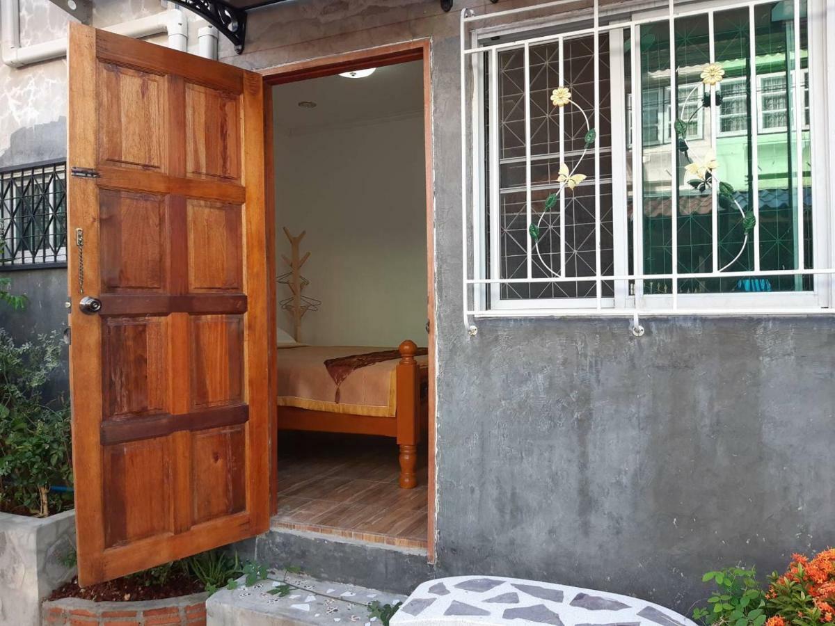 Appartement A & P House à Bangkok Extérieur photo