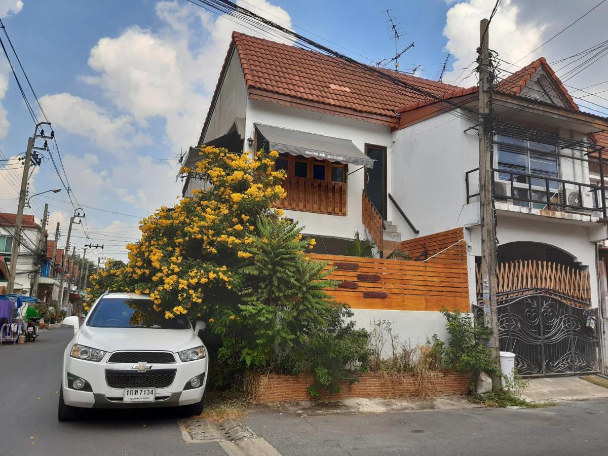 Appartement A & P House à Bangkok Extérieur photo